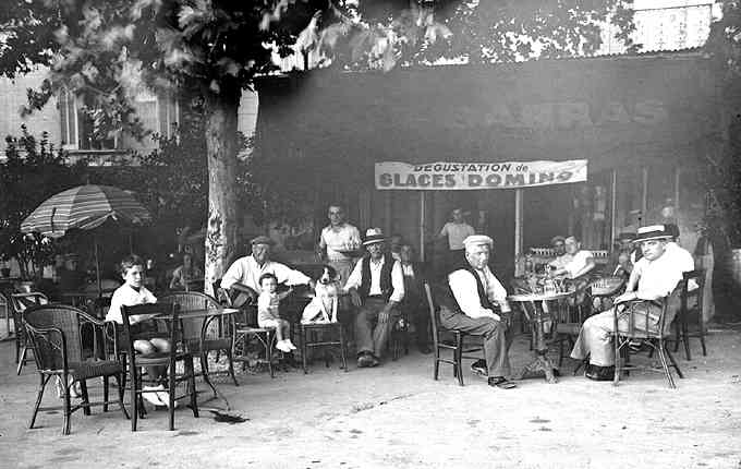 Terrasse de l'Hôtel Barras.