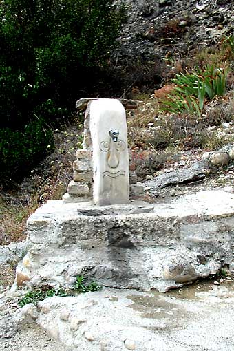  La fontaine basse 